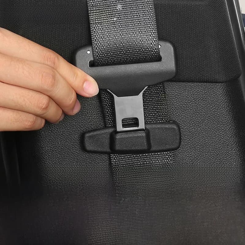 SEAMETAL 2pcs Car Seat Belt Holder Clip ABS Safety Belt Clip Prevent Falling Universal Seat Belt Accessories Stay in Position