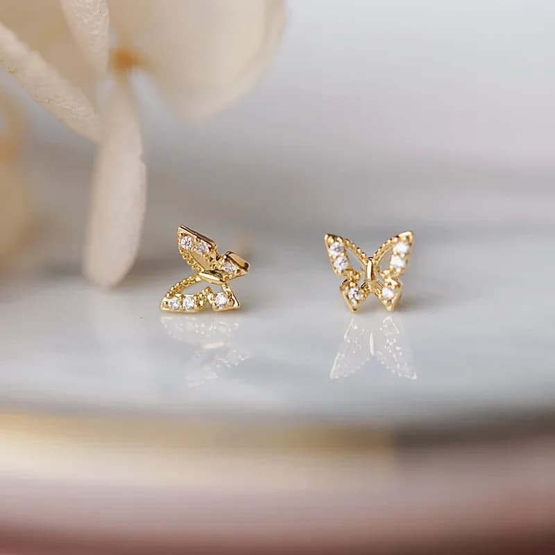 925 Sterling Silver Korean Exquisite Quality Inlaid Crystal Butterfly Stud Earrings Women Classic Daily Jewelry
