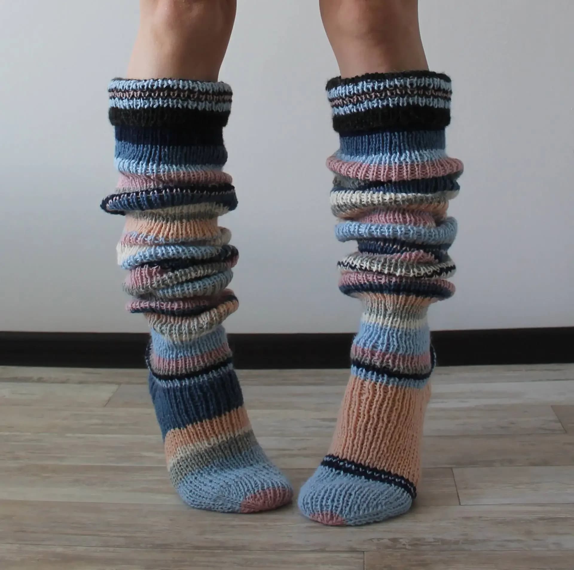 Women's Wool Knee Socks Leg Warmers Fashion Y2K Leggings Striped Long Knee Knitted Stacked Socks Women Winter Accessories