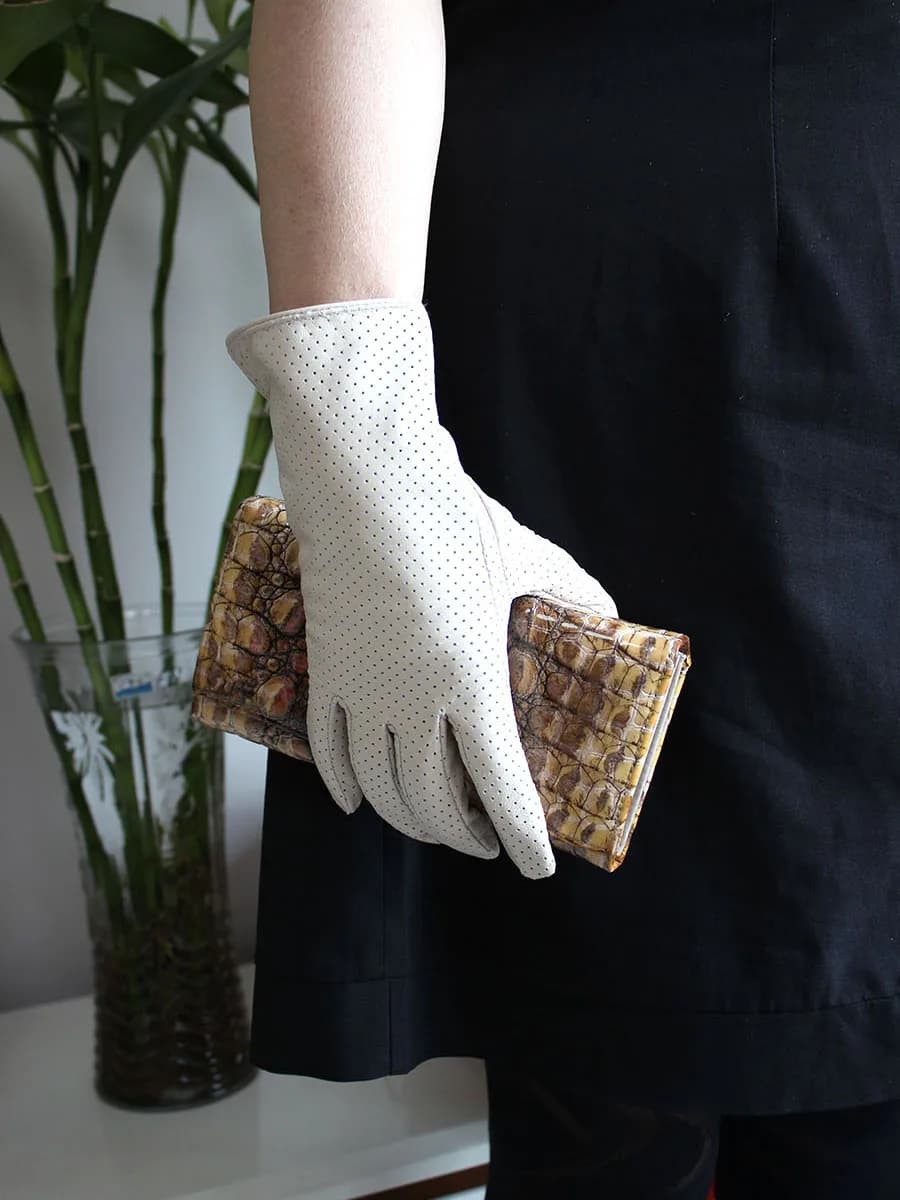 New Women's Fashionable Sheepskin Gloves Color Mesh Breathable Fashion Short Genuine Leather Gloves