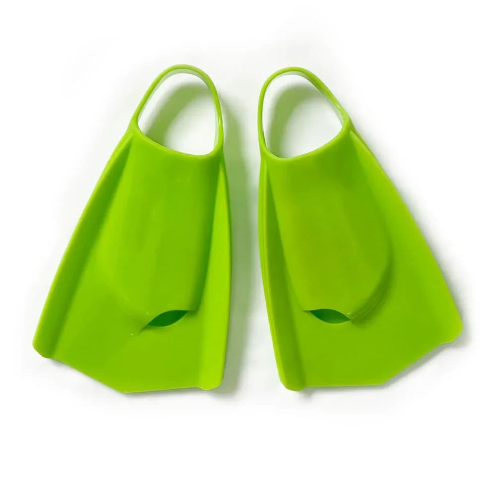 Silicone Short Swim Fins for Adult Lightweight Snorkeling Diving Training Flippers Comfortable Frog Style Free Diving Swim Shoes