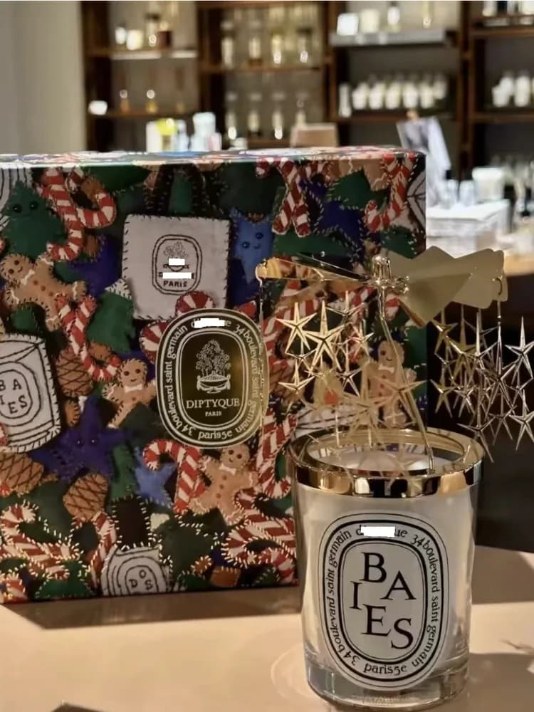 Diptyqueing Christmas Tree Romantic Candles Scented Fragrance Carousel Scented Candle Lid Perfume Aroma Home Decor Luxury Gift