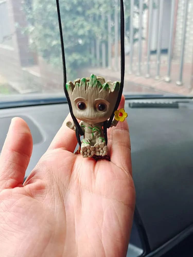 5-6Cm Tree Man Groot Guardians of The Galaxy Avengers Anime Mini Toys Action Figure Sitting Groot kids Toys Gifts