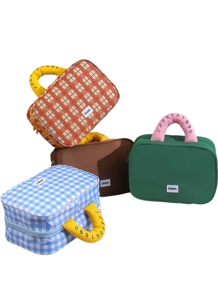 1PC Autumn and Winter travel grid storage high appearance level outdoor makeup bag large capacity portable cosmetics