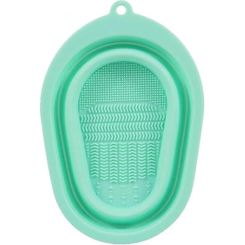 Multi-purpose, portable and foldable makeup brush cleaner made of premium silicone