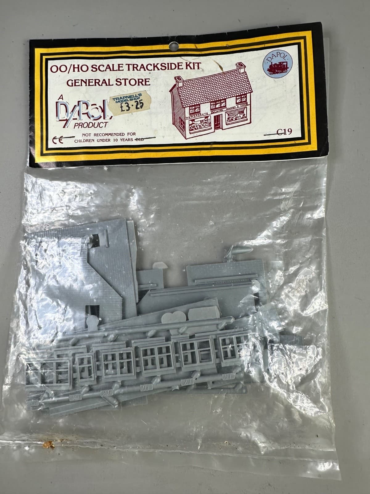 Dapol C19 General Stores Kit  - OO/HO GAUGE