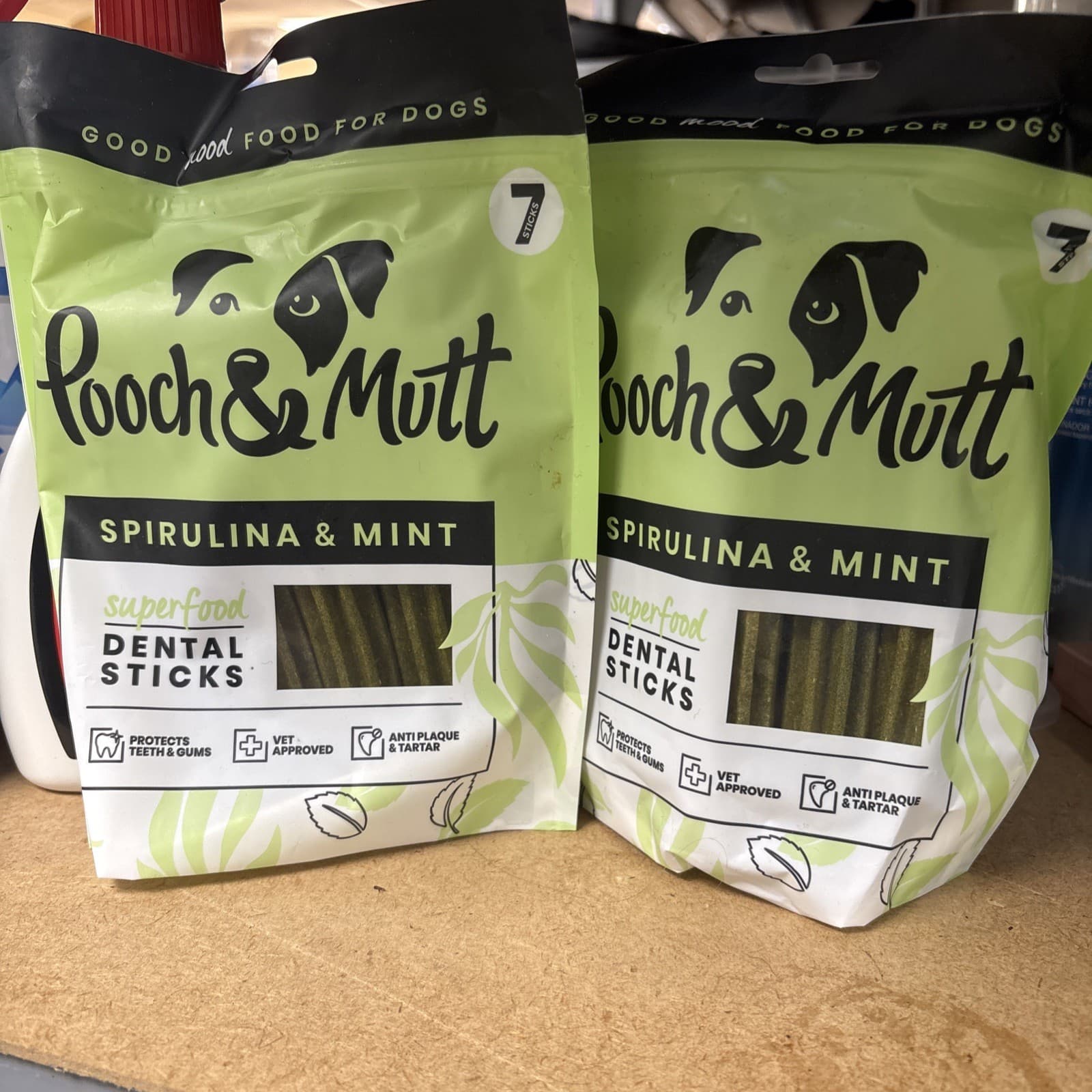 Pooch and Mutt - Superfood Dog Dental Sticks| Spirulina And 251 g (Pack of 1)