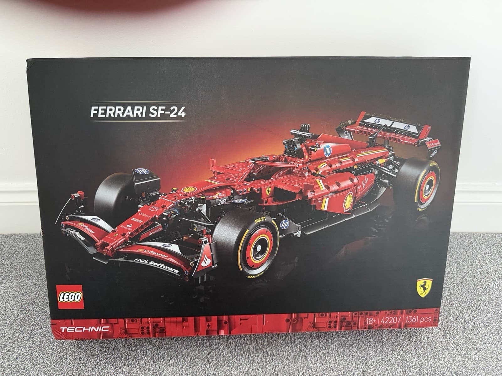 LEGO TECHNIC: Ferrari Sf-24 F1 Car (42207) - Brand New and Sealed