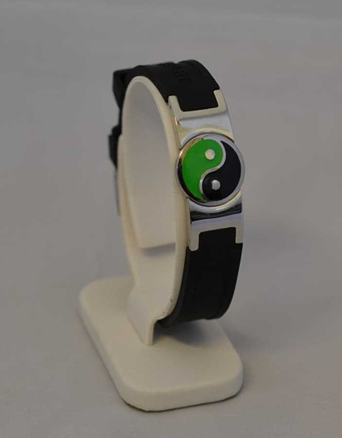 Yin Yang Golf magnetic energy bracelet bio power disc ball marker sport health g view 2