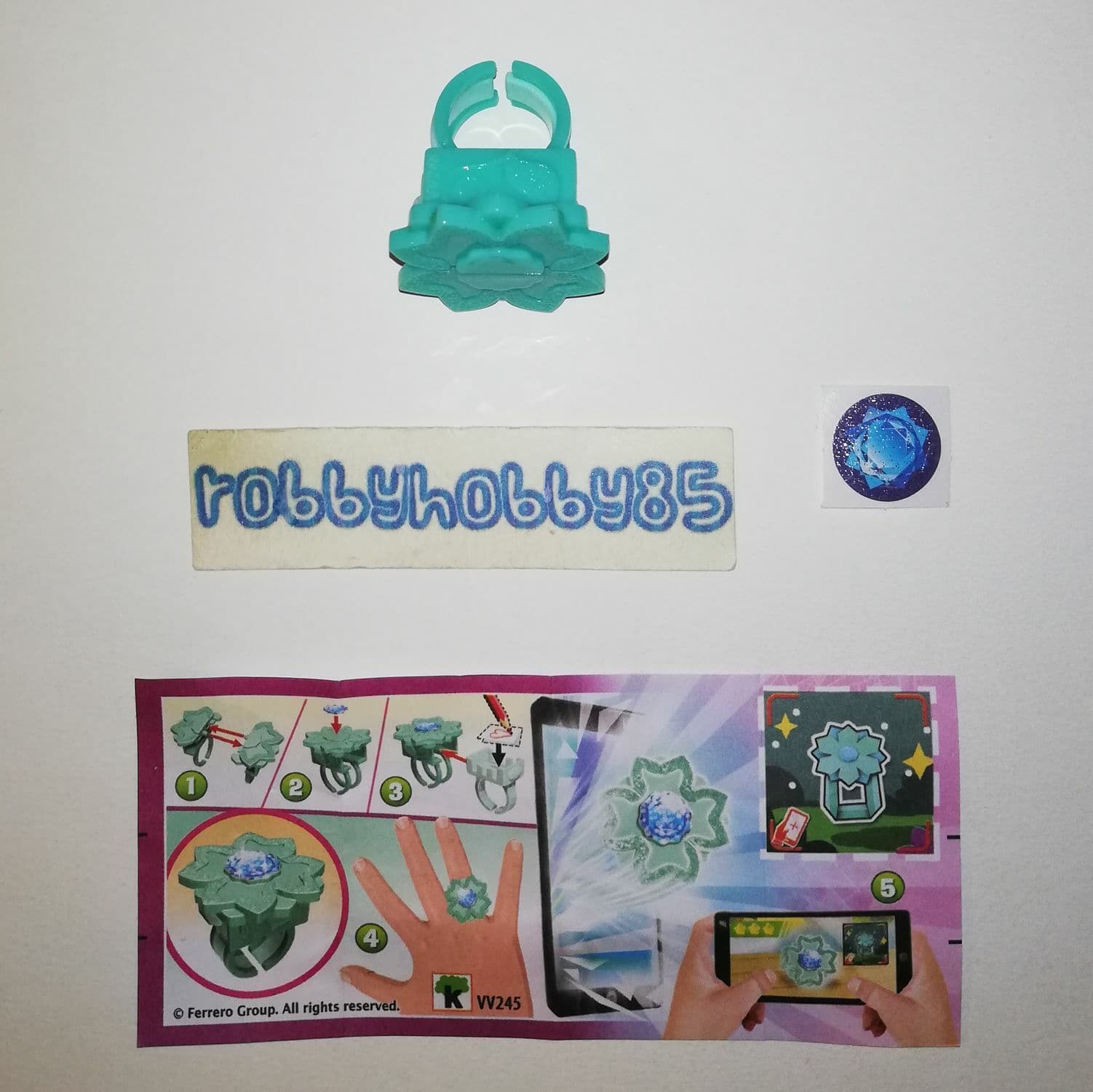 VV245 Green Ring + Paper Kinder Surprise Italy 2020/2021