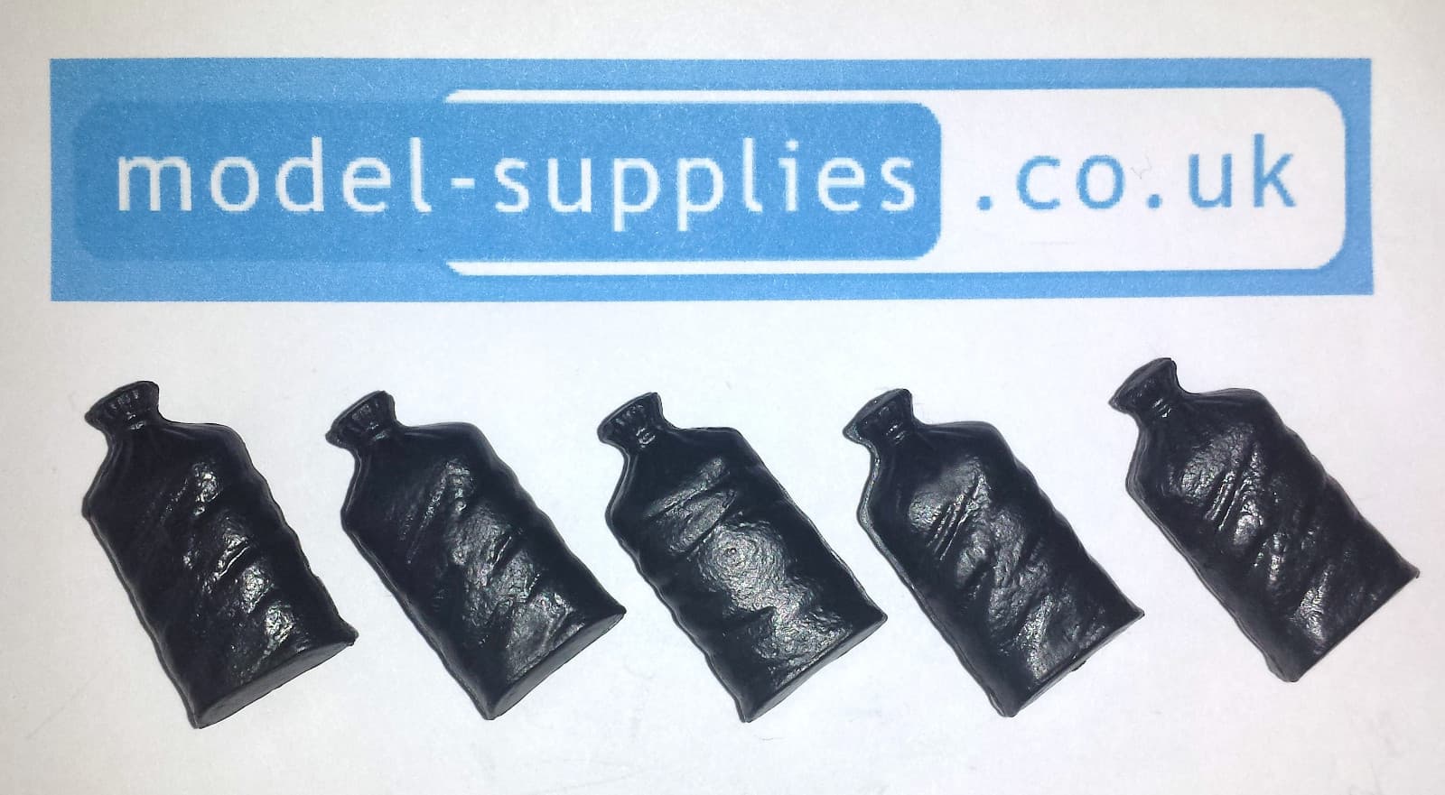 Spot On Reproduction Black Plastic Sack Load for Thames Trader
