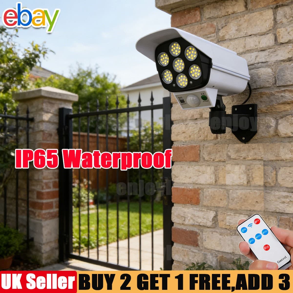 Solar Power Dummy Security Camera Fake LED Wall Light Outdoor Surveillance CCTV