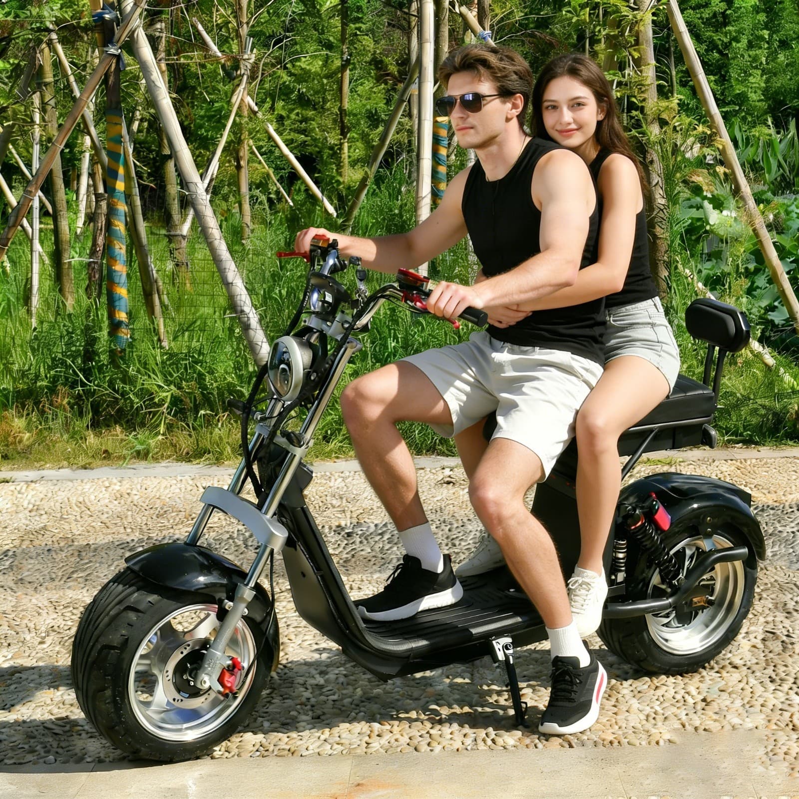 Electric scooter with double seats| max load capacity of 200KG max speed of 70KM