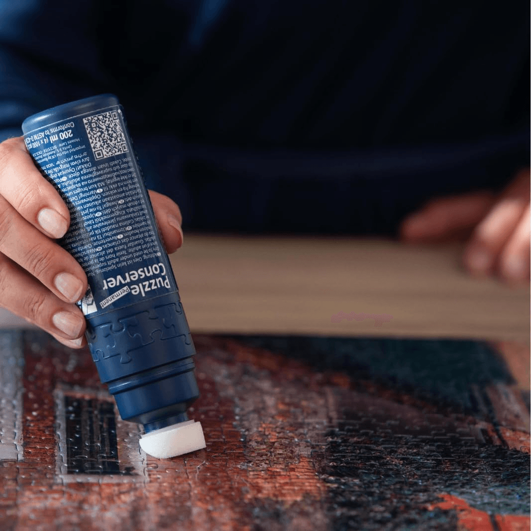 Ravensburger Puzzle Glue Conserver - Suitable for up to 1000 Piece Jigsaws view 2