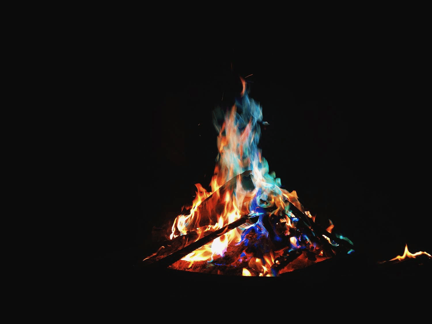 Color Magical Flames Create Colorful and Vibrant flames for Fire Pit - (25 Pack) view 2