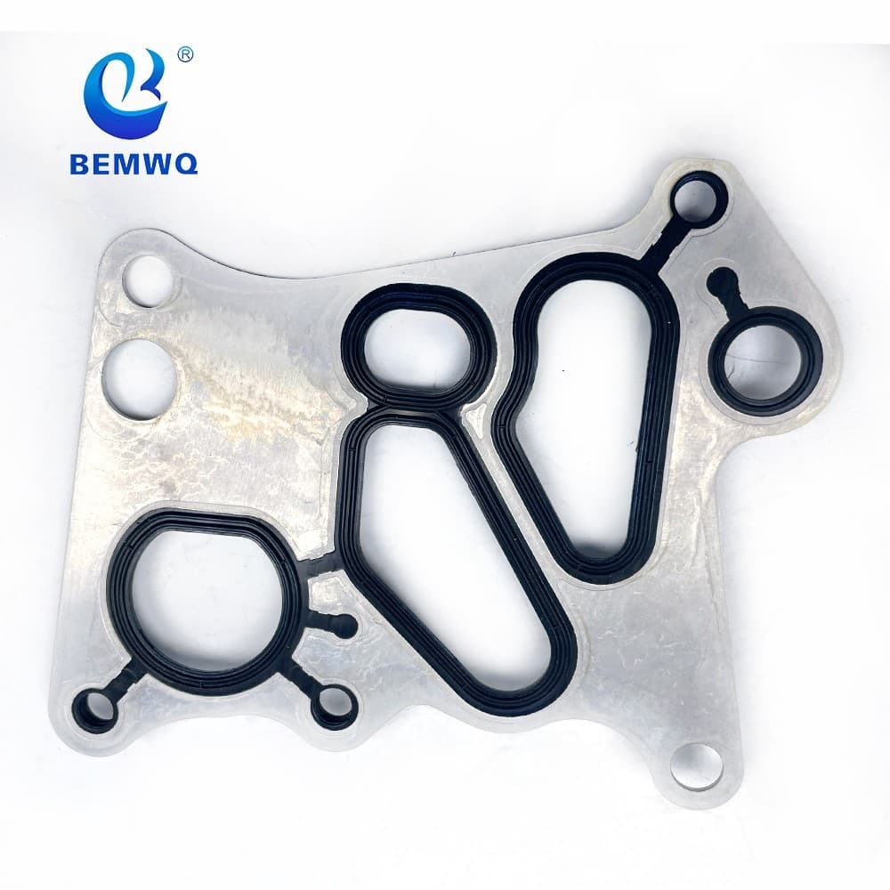 Optimally Cooling Engine Oil Coolers Gasket 2711801010 A2711840280 for E400 E500 view 2