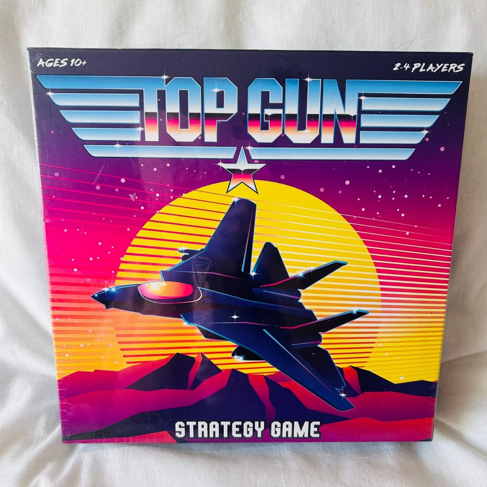 Top Gun Strategy Board Game 1980s Themed Classic 2-4 Players - New and Sealed