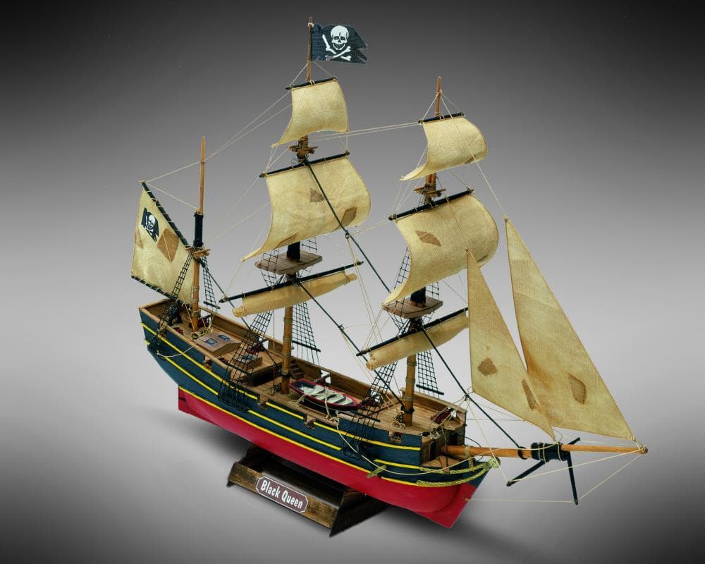 Black Queen Scale 1:135 (Mini Mamoli Series) Wooden Ship Kit MAMOLI