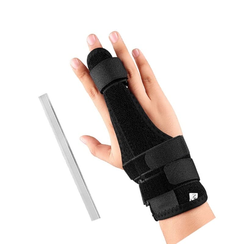 Adjustable Sports Wrist Guard Moisture Wicking Ergonomic For Basketball