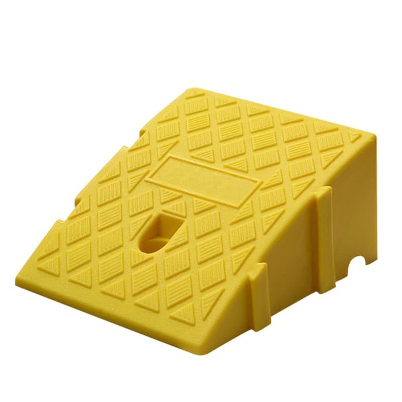 Curb Ramp Plastic 13cm Height Threshold Driveway Ramp Free Splicing Anti Slip