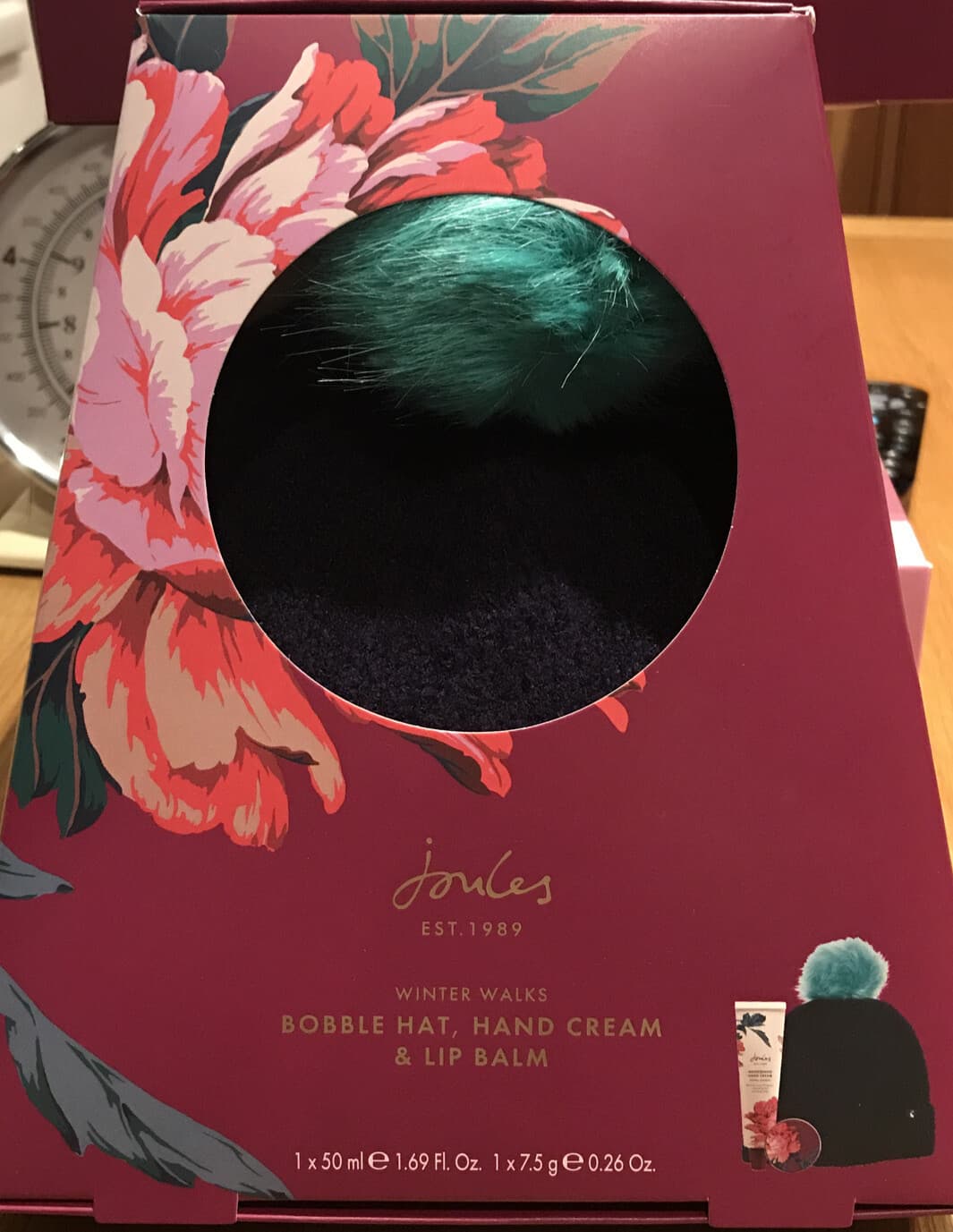 Joules Winter Walks gift set