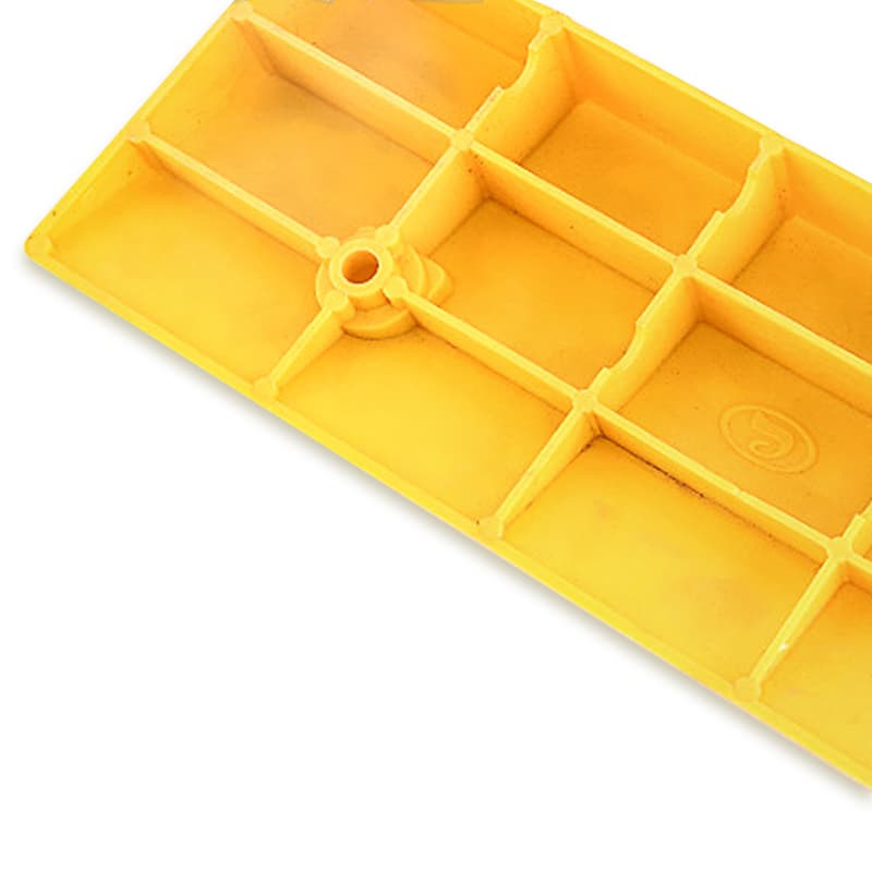 Curb Ramp Plastic 13cm Height Threshold Driveway Ramp Free Splicing Anti Slip view 2