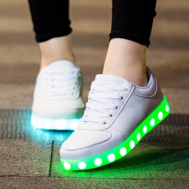 USB Charger Glowing Sneakers Children Led Casual Shoes Boys Led Slippers Luminous Sneakers Girls Breathable Shoes cm white