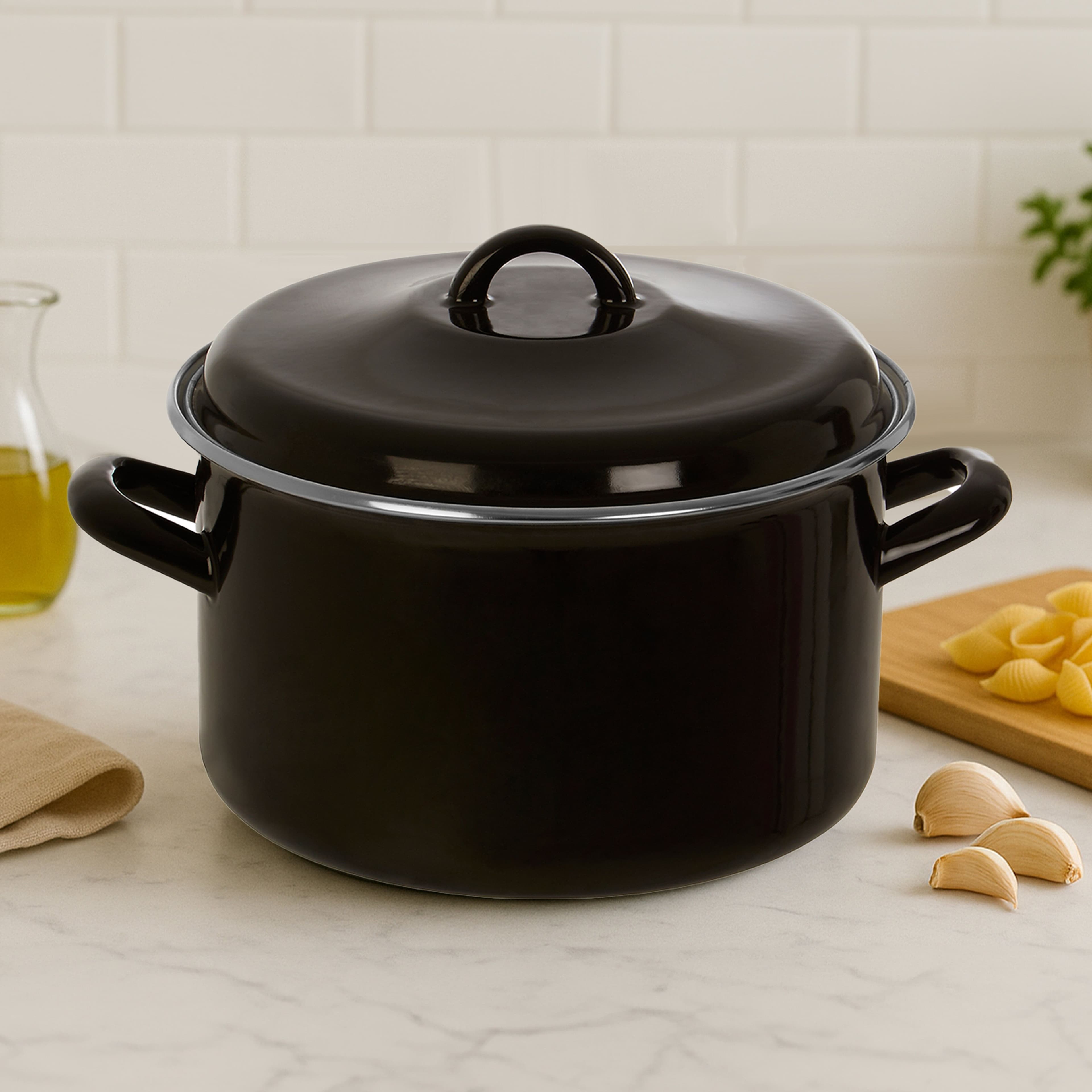 Orsina Porter Large Casserole Dish With Lid in Black