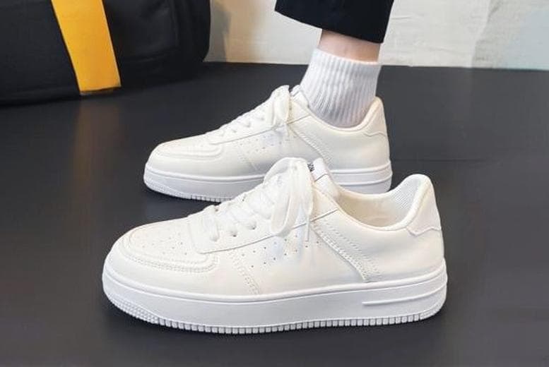 Nike- Men's Air Force 1 Casual Trainers - Breathable Lightweight Sneakers (UK6-8.5, White/Black/Brown) | Wowcher