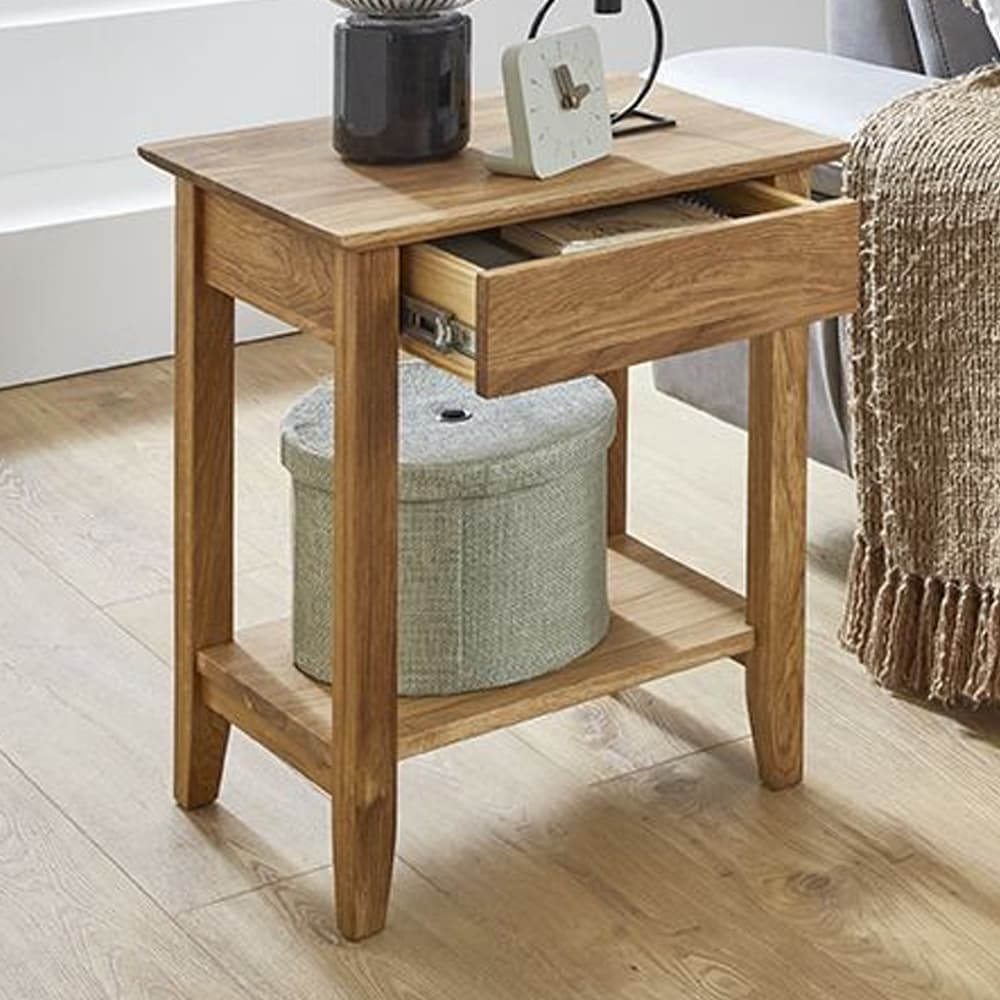 maricopa wooden end table with 1 drawer in oak