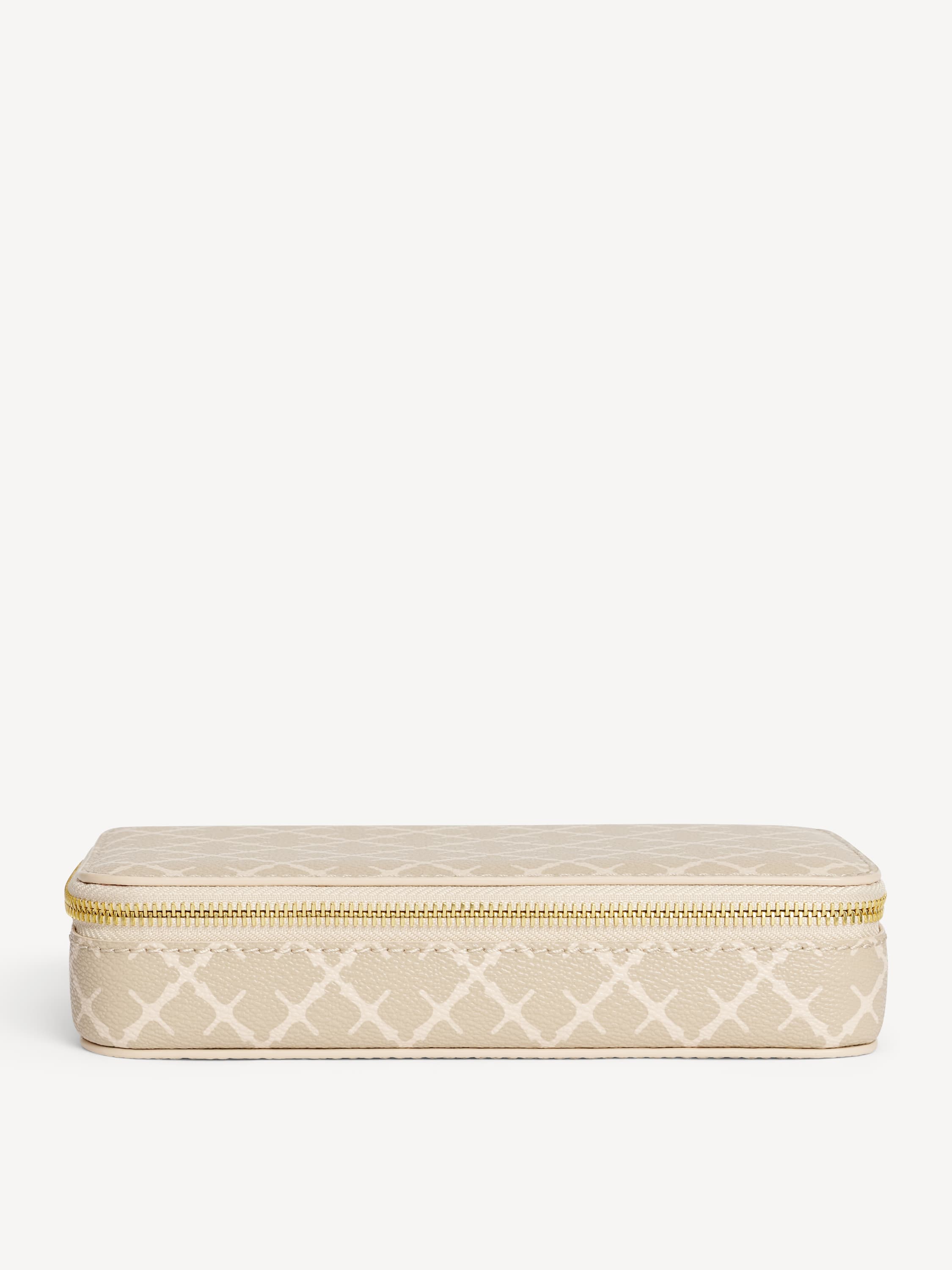 Bae Cher jewellery case